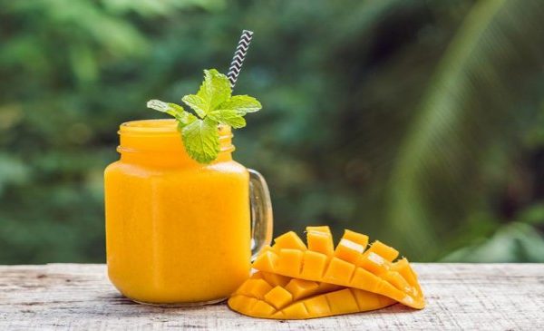 health-benefits-of-eating-delicious,juicy,-mangoes-in-summer