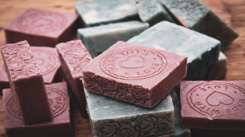All you need to know about the shampoo bars for healthy hair